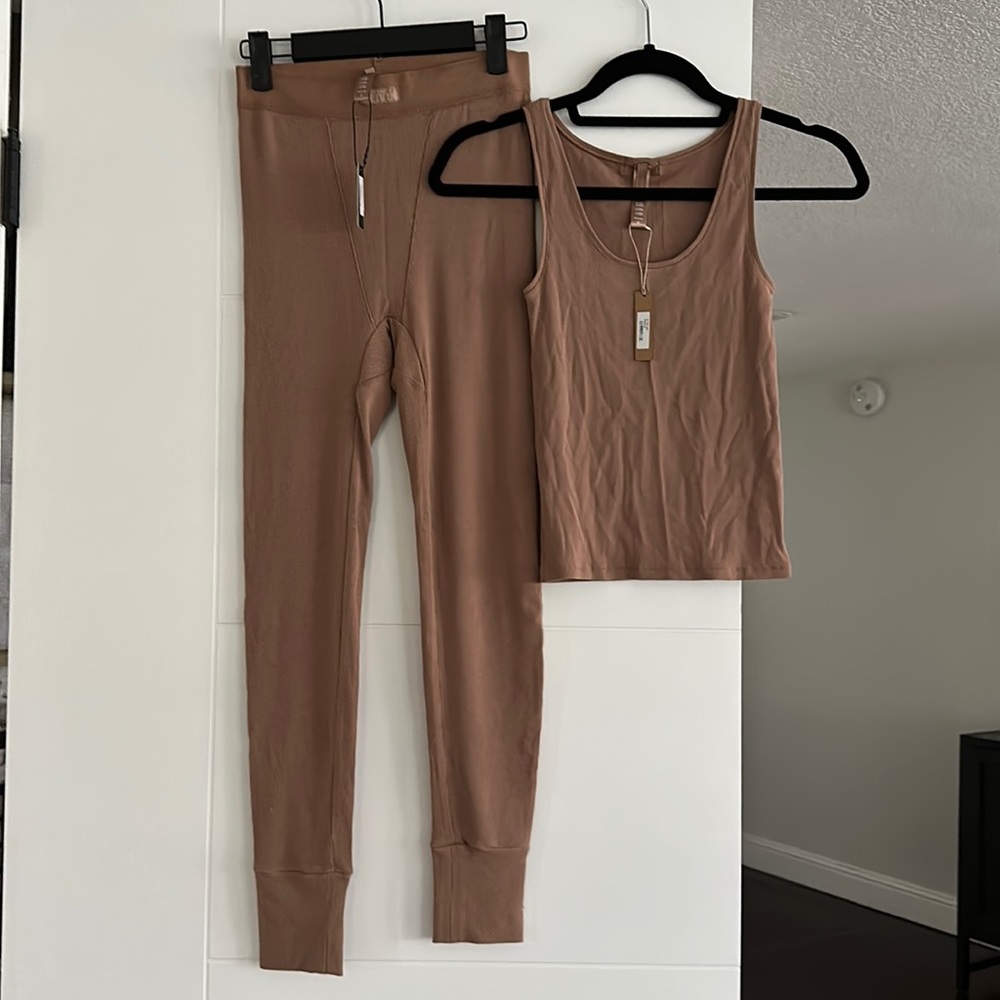 SKIMS NWT Soft Lounge Set